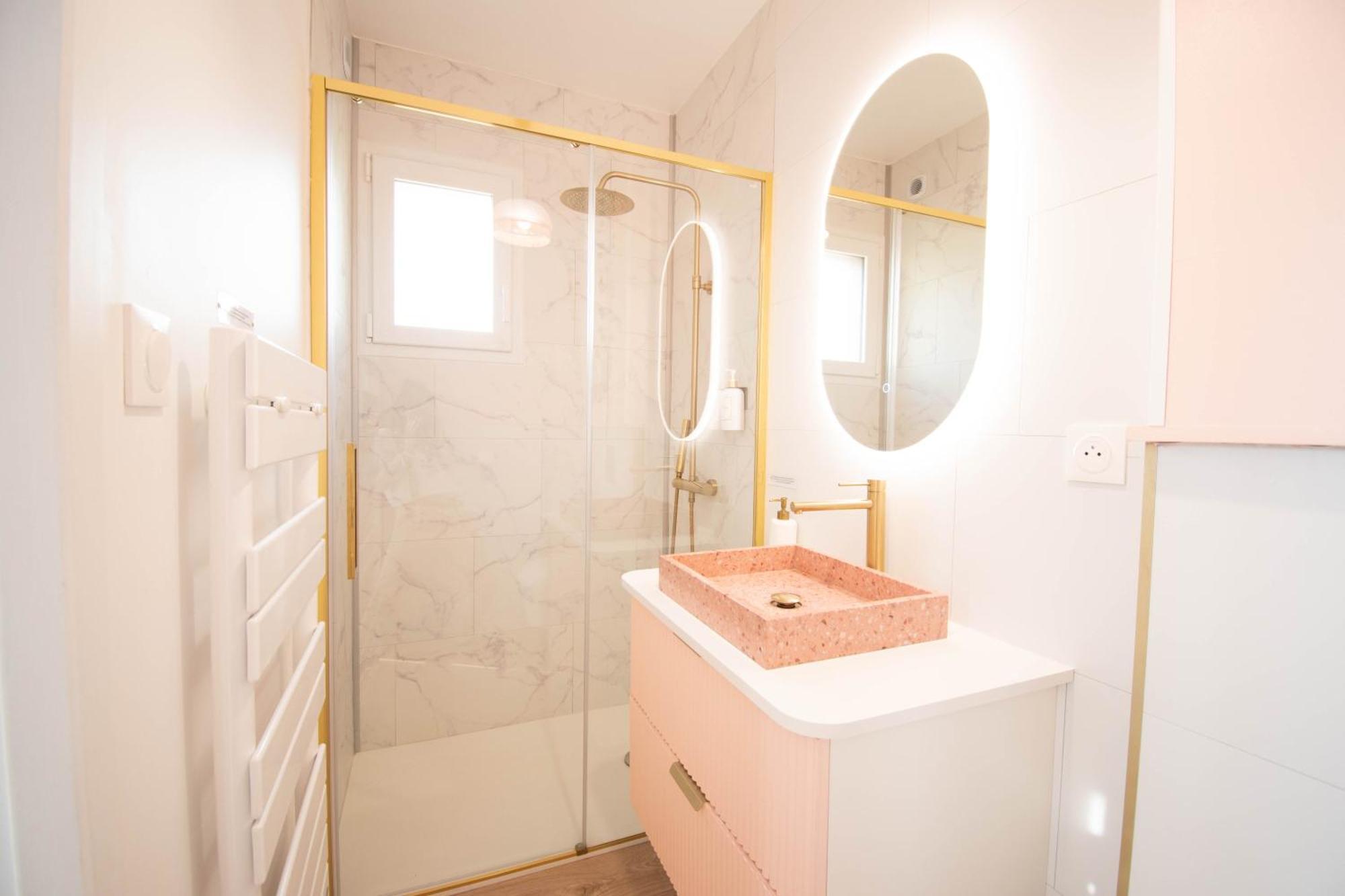 Studio Les 2 Fees - Jacuzzi - Deco Feerique Montfort-sur-Meu Bagian luar foto